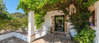 Holiday Home 'Can Garriga' with Mountain View, Private Terrace and Wi-Fi