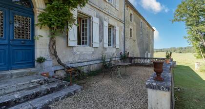 Chambre d'hôtes "La Romantique" avec terrasse partagée, jardin partagé et Wi-Fi