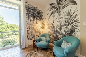 Interior - Room 'Exotique' with Shared Terrace, Shared Garden and Wi-Fi (Savignac-les-Églises)