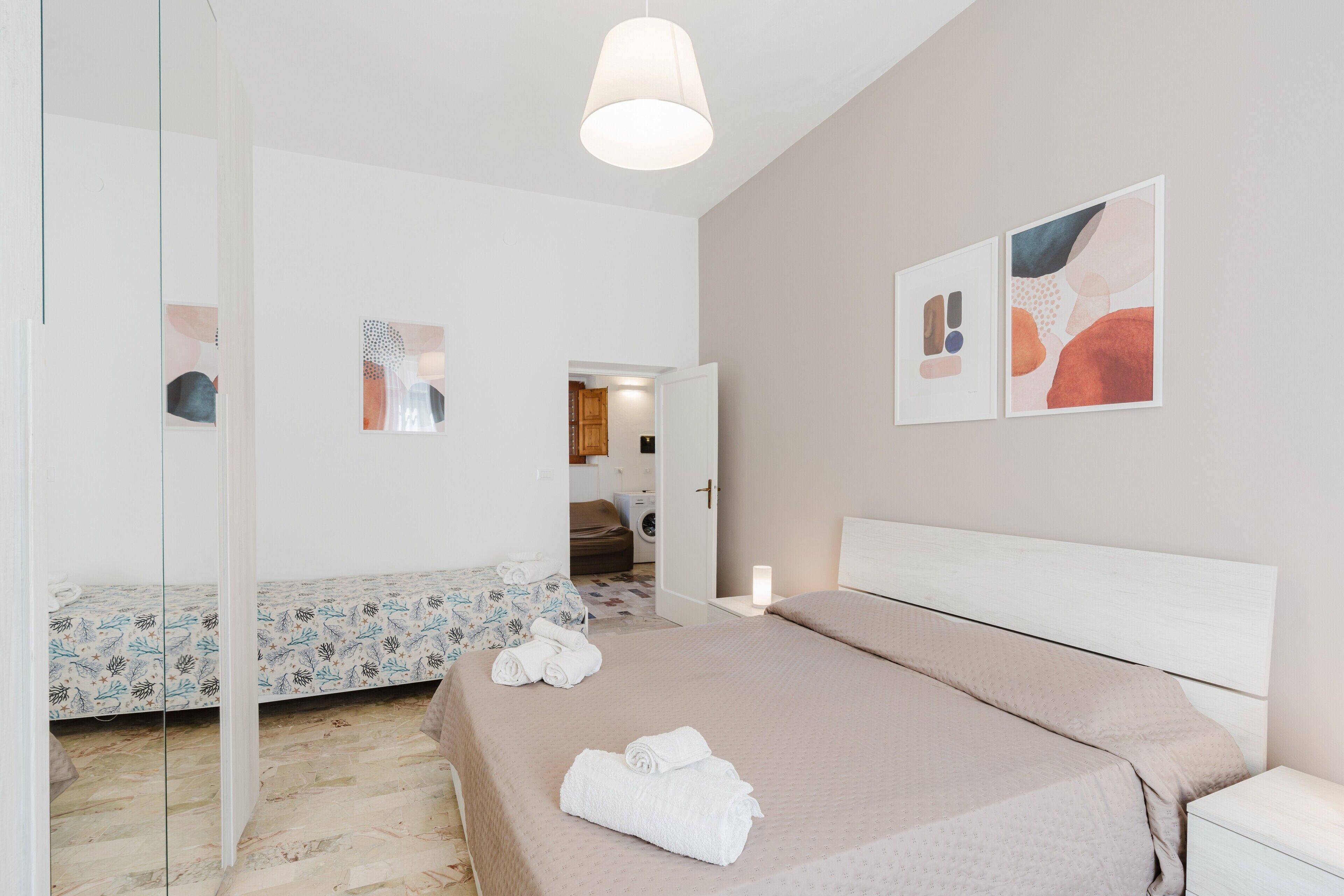 1 多间卧室、免费 WiFi、床单