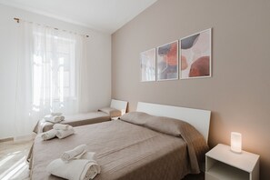 1 bedroom, free WiFi, bed sheets