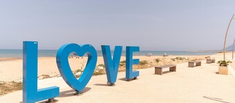 Apartamento 'Sea Nest - Cerca de la Playa' con terraza privada, Wi-Fi y aire acondicionado