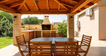 Holiday Home 'Giovanna - Relax Beach 80m' with Sea View, Wi-Fi and Air Conditioning