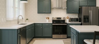 Walk to the park! Pet-friendly with kids' essentials. Remodeled 3-bedroom home.