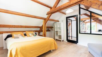 3 chambres, fer et planche Ă repasser, Wi-Fi, draps fournis