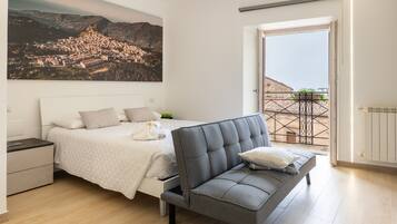 1 bedroom, free WiFi, bed sheets