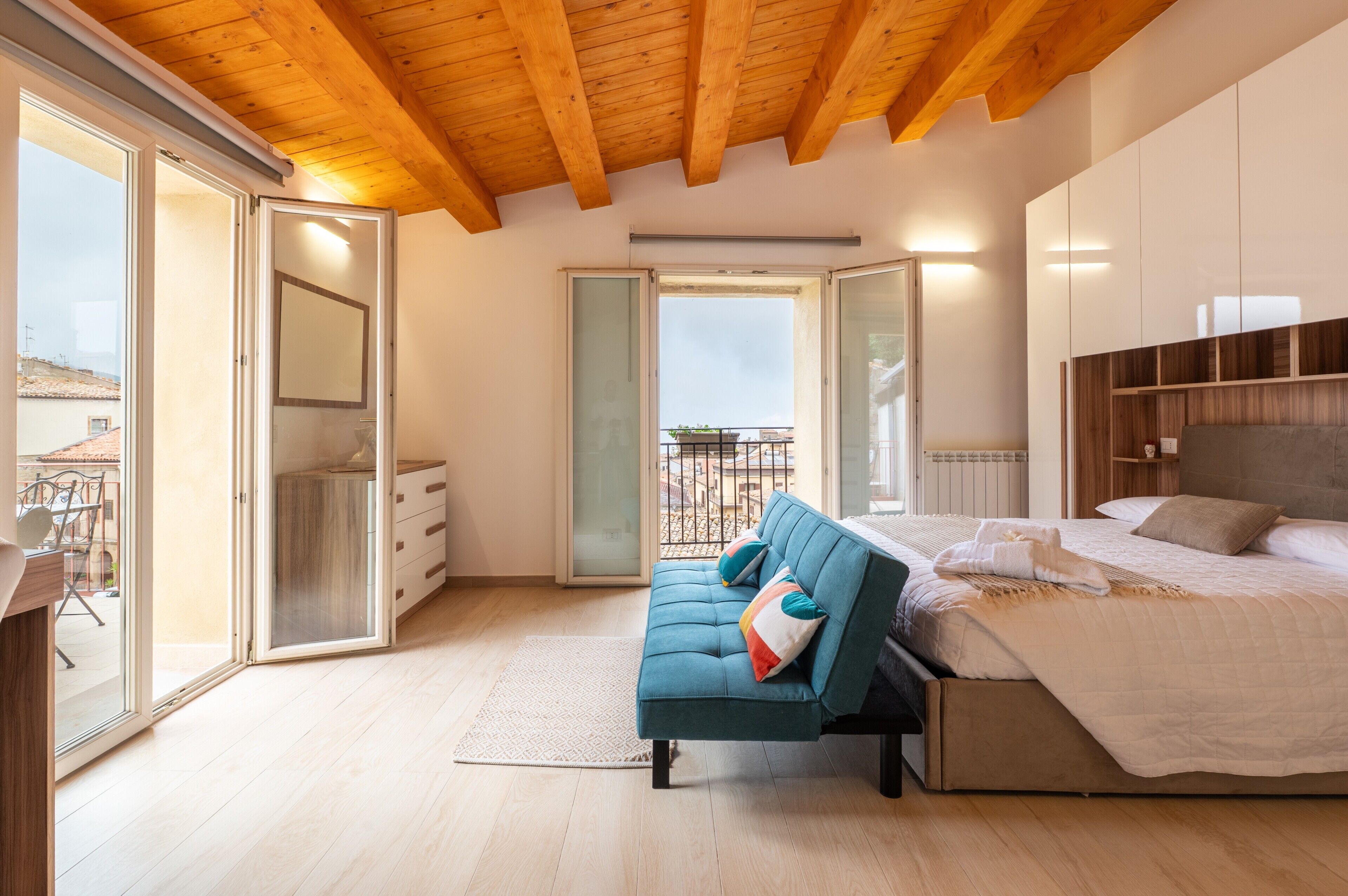 1 bedroom, free WiFi, bed sheets