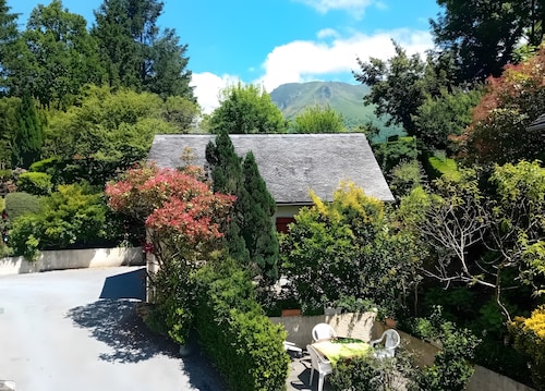 Bellevue Accous Apartment with Mountain Views, Private Terrace and Wi-Fi