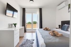 4 bedrooms, internet - Villa Marija (North Dalmatia - Biograd na Moru) (Biograd na Moru)