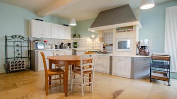 Microwave, dishwasher, highchair