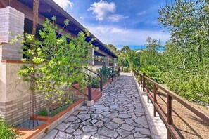 Property grounds - Casa Limoncino - Villa Mapa with Sea View, Wi-Fi and Air Conditioning (Unknown)