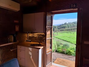 Interior - Country House 'Quinta Dos Mascarenhas' with Mountain View and Air Conditioning (Oliveira do Hospital)