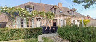 Romance - RILLY SAINTE SYRE