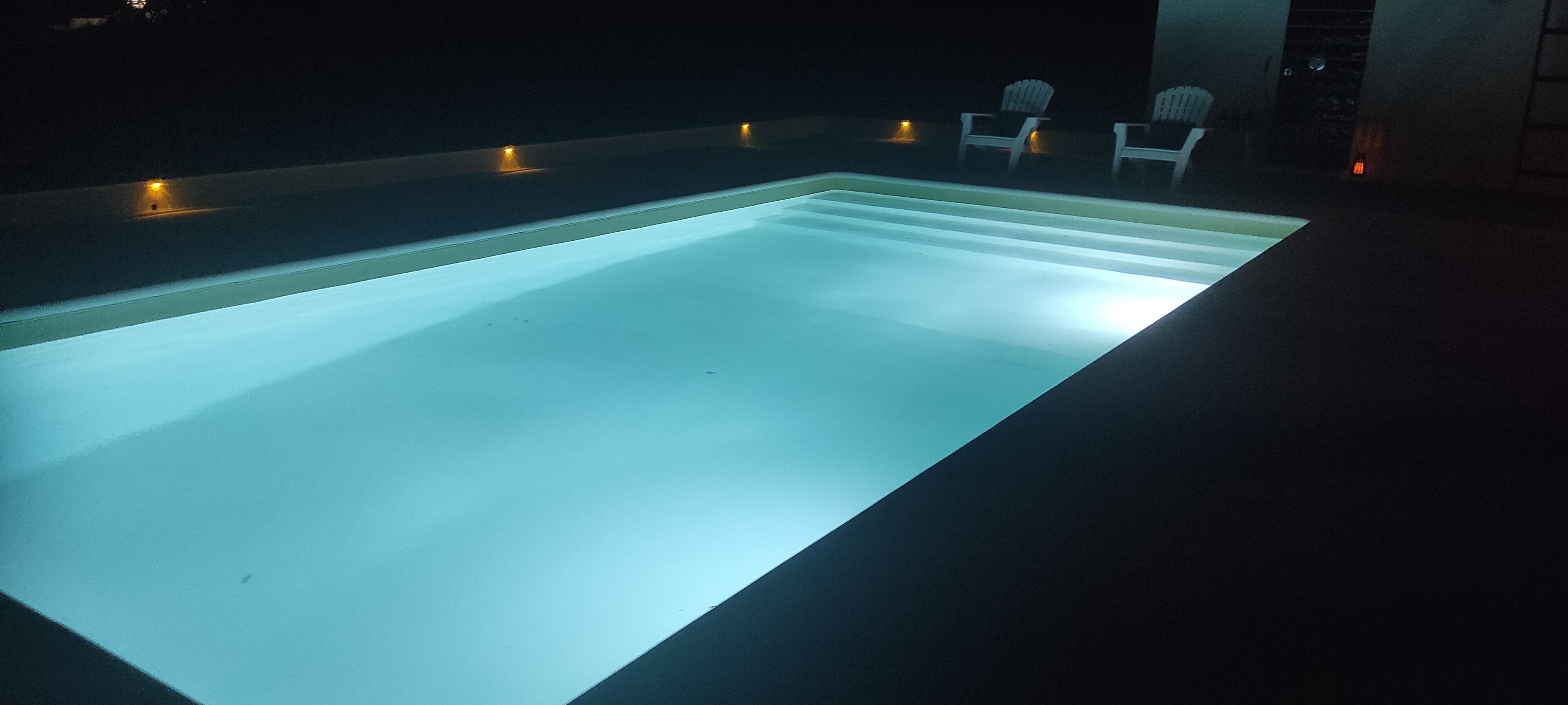 Salted water swimming-pool with 8X4m
