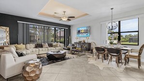 Unclassified image, 5 of 36, button - Privacy, Luxury and Relaxation, Heated Pool & Spa - Villa Courtyard - Roelens (Cape Coral)