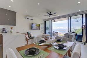 Dining - Peaceful Boutique Condo w/ Rooftop Pool Ocean View (Puerto Vallarta)