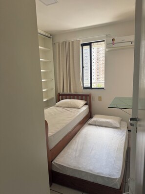 3 quartos, ferros/tábuas de passar roupa, Wi-Fi, roupa de cama