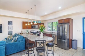 Microwave, oven, stovetop, dishwasher