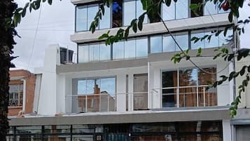 Fachada de la propiedad