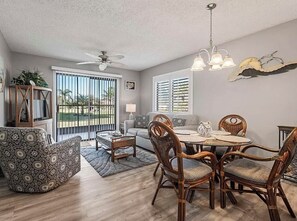 スマートテレビ、書庫