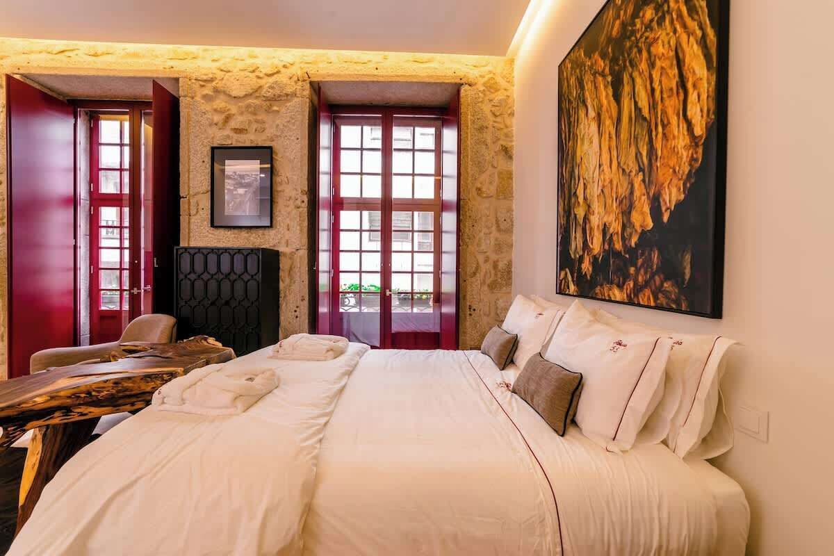 8 habitaciones, cuna de viaje, wifi y ropa de cama 