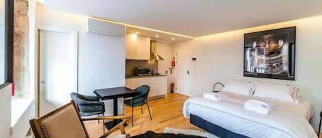 4 soverom, wi-fi og sengetøy