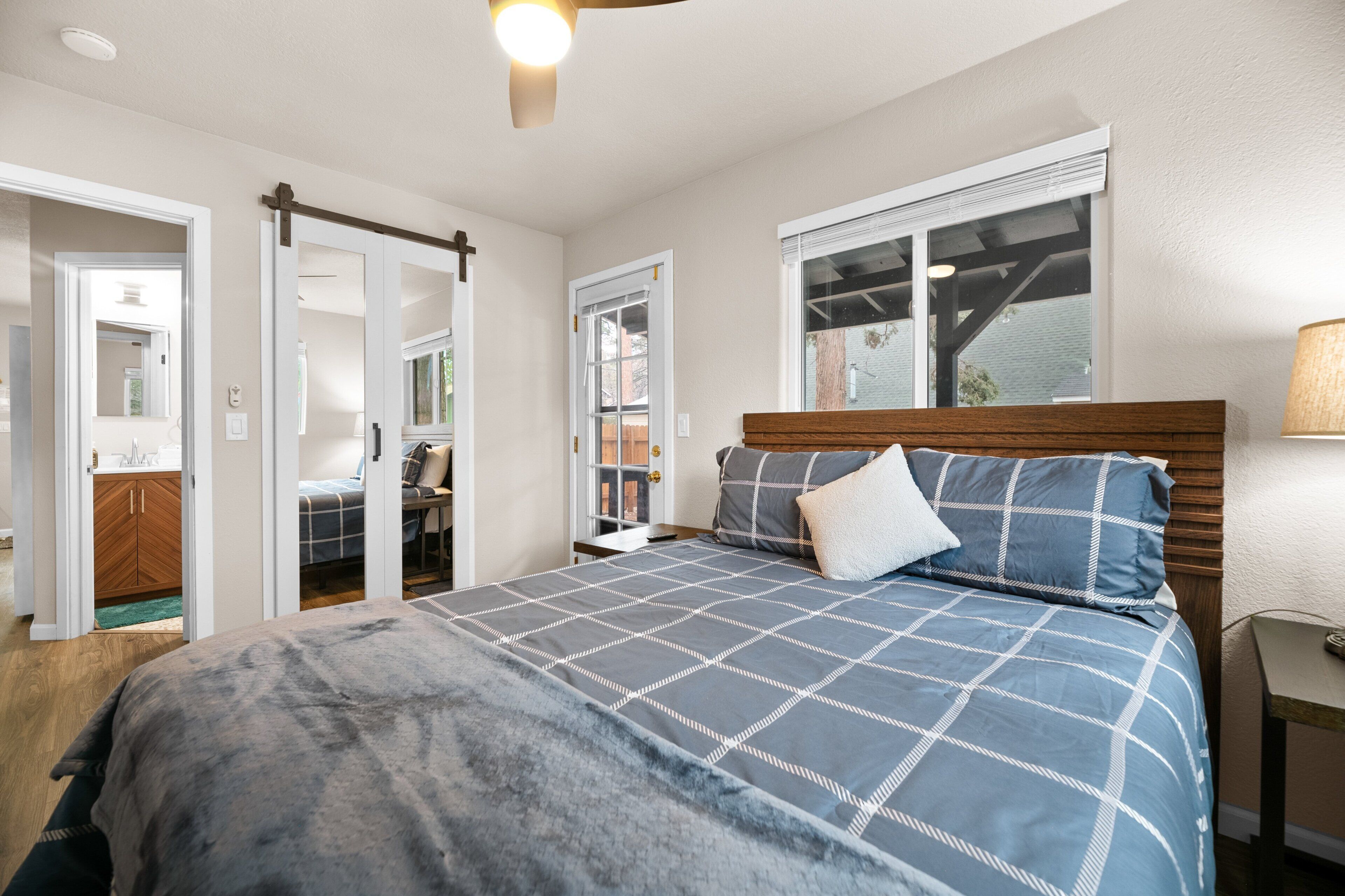 2 多间卧室、免费 WiFi、床单