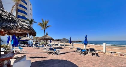 Yatch Apartments