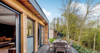 Enjoy a break in the Hawthorn Lodge.