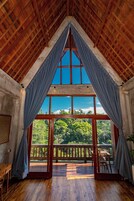 One Bedroom Private pool villa with Valley View | 客房景观