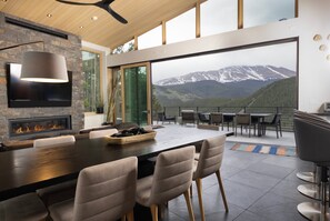 Dining - Spectacular Views, Close to town, Mountain Modern elegance and entertaining! (Blue River)