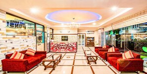 Standaard eenpersoonskamer, balkon, uitzicht op het strand | Een kluis op de kamer, gratis wifi