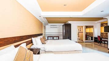 Standaard eenpersoonskamer, balkon, uitzicht op het strand | Een kluis op de kamer, gratis wifi