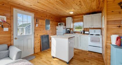 Greenwich Cove Cottage