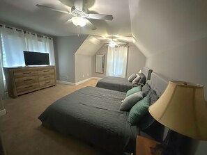 6 Schlafzimmer, Bügeleisen/Bügelbrett, WLAN, Bettwäsche