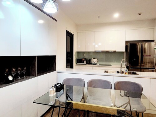 Căn hộ 4 phòng ngủ hiện đại tại  vinhomes skylake