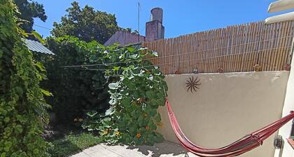 Private Independent room, Garden View with A/C Martínez, Unicenter
