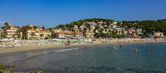 Seaview Pool Retreat - B28, Andora, Italy
