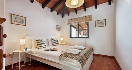 Retreat with Terrace and BBQ