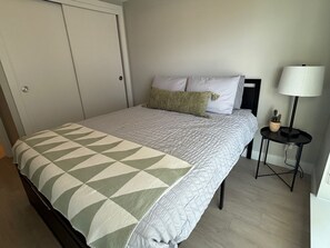 1 bedroom, iron/ironing board, free WiFi, bed sheets