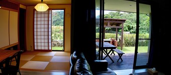 Churaumi Village Motobu-Fuji-Karst