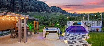 3 BDRM, Near beach, Free Prking, HotTub, Pool, Gym