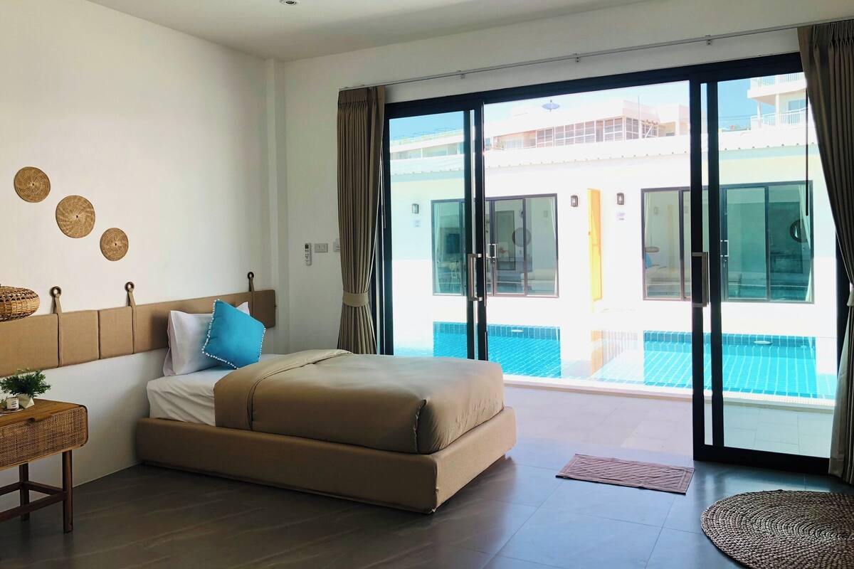 Deluxe Pool Access (2 Persons) | Työpöytä, kannettavalle tietokoneelle sopiva työtila, ilmainen Wi-Fi