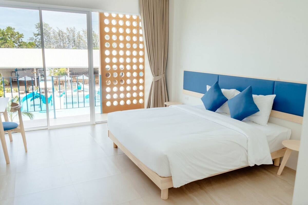 Deluxe Water Park King Room | Työpöytä, kannettavalle tietokoneelle sopiva työtila, ilmainen Wi-Fi