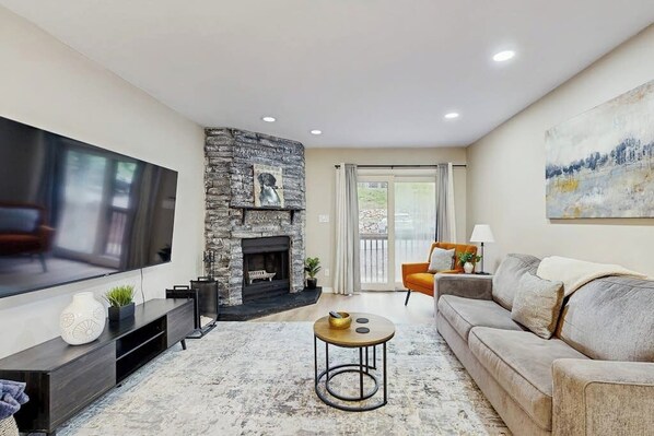 TV, fireplace, DVD player