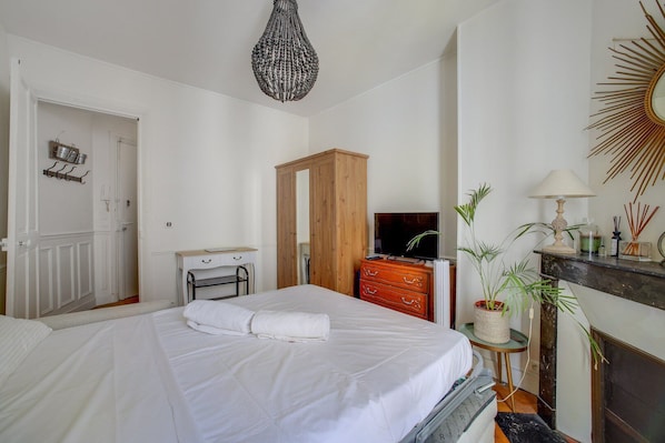 1 bedroom, Internet, bed sheets
