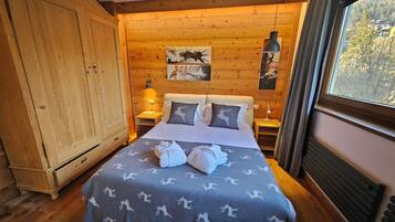 1 Schlafzimmer, Zimmersafe, Schreibtisch, kostenloses WLAN