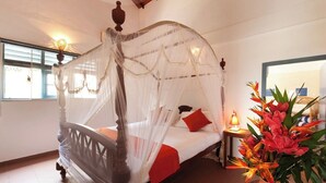 Ảnh chưa phân loại, 4 trong số 30 ảnh, nút