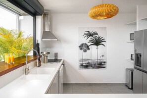 Fridge, microwave, oven, dishwasher
