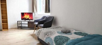 3-Bed Cosy Apartment - Sleeps 8